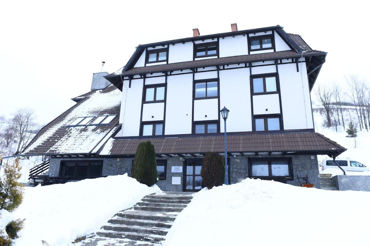 Villa Mramor Brzece Exterior photo